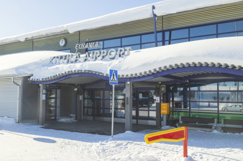 Kittilan lentoasema sisäänkäynti kuva Kittilan kunta Timo Veijalainen print.