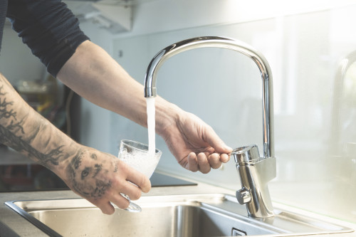 Puhdas vesi hanasta kuva Kittilän kunta Timo Veijalainen