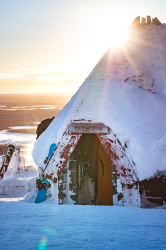 kota levilla aurinko kittilan kunta kuva marko vasara print