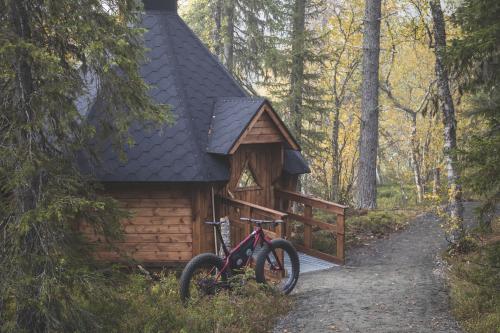 Pyhäjärven kota, Kittilä