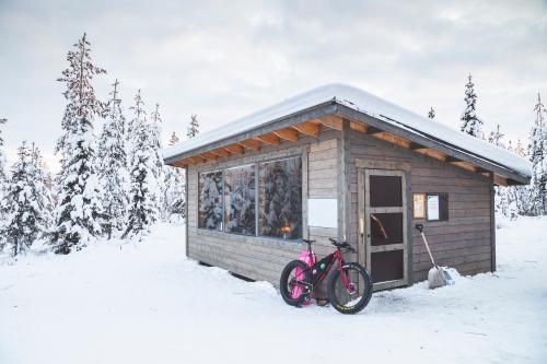 Korkeaniemen laavu, Kittilä